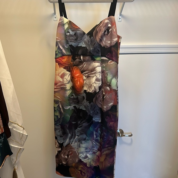 Ted Baker floral dress. - Picture 1 of 3